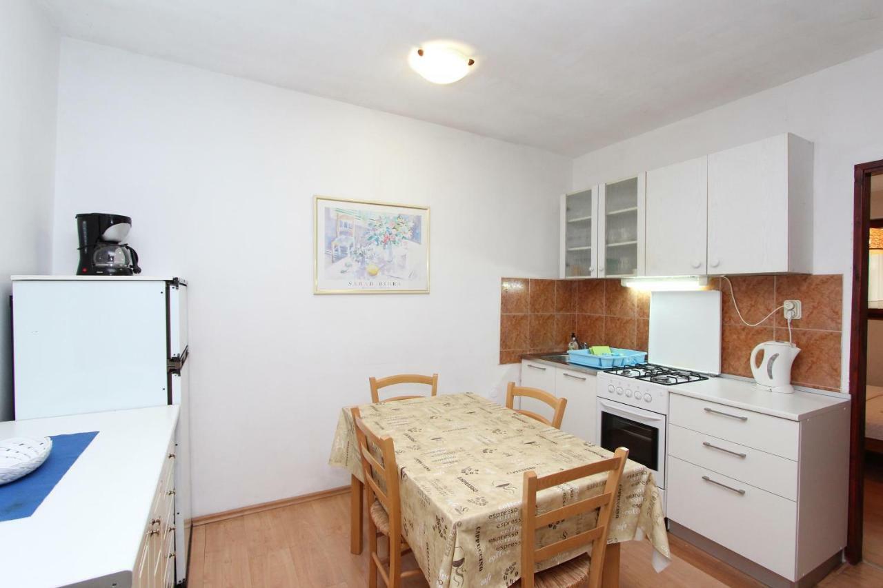 Apartments Lora Rovinj Luaran gambar