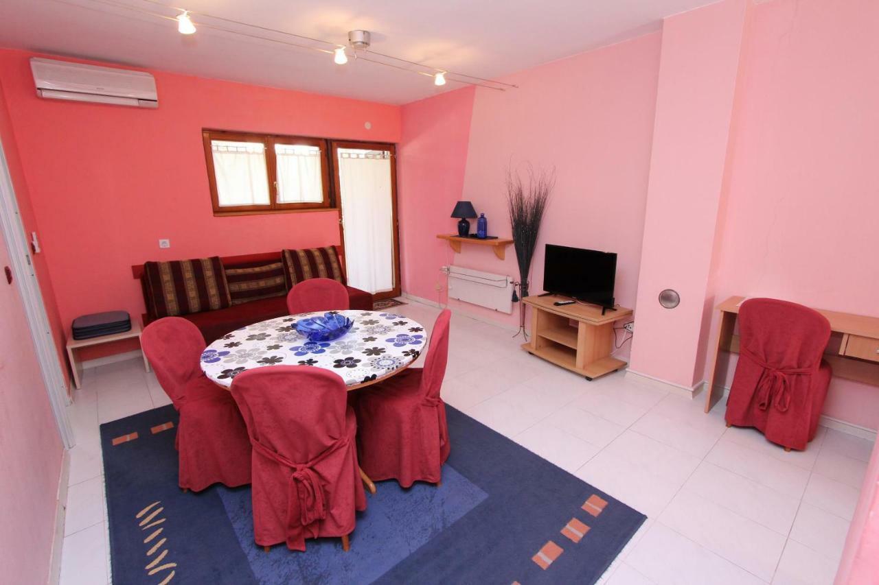 Apartments Lora Rovinj Luaran gambar