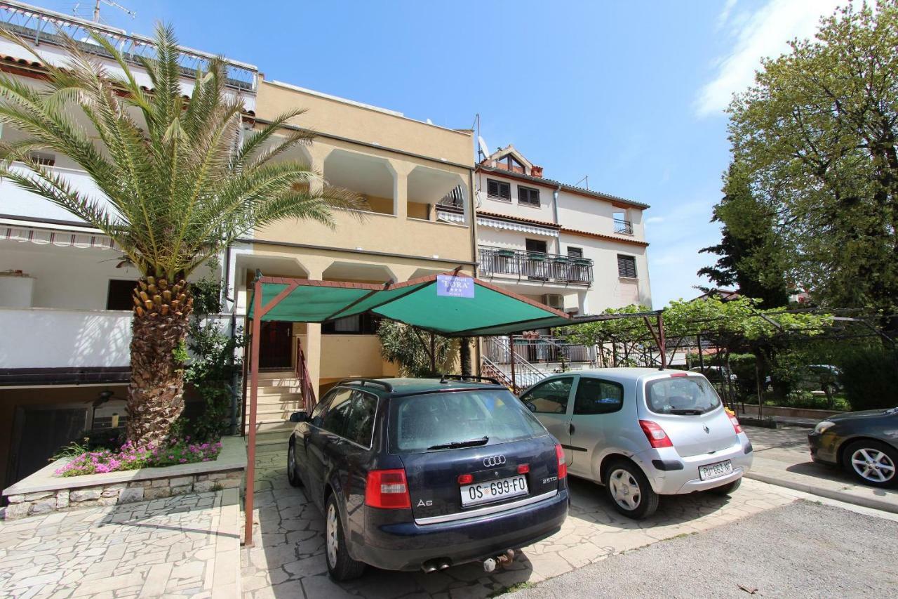 Apartments Lora Rovinj Luaran gambar