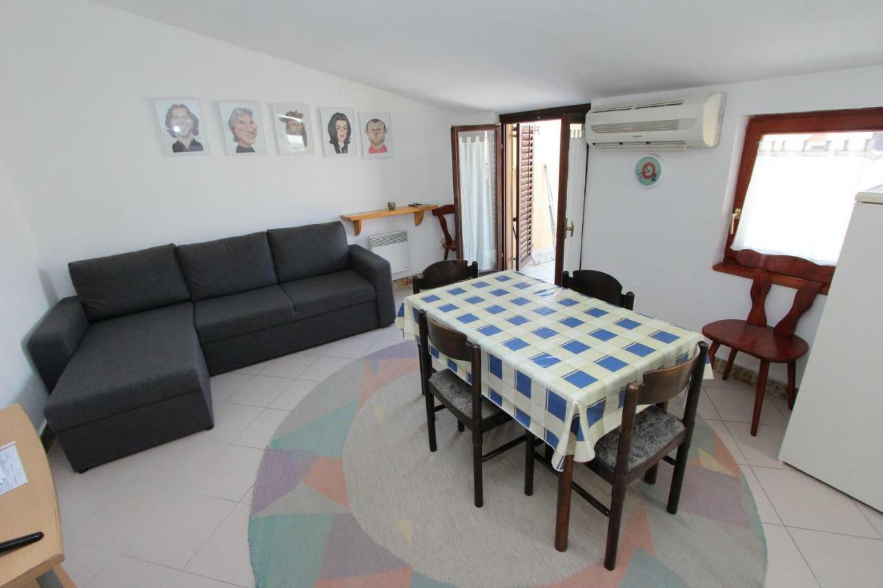 Apartments Lora Rovinj Luaran gambar
